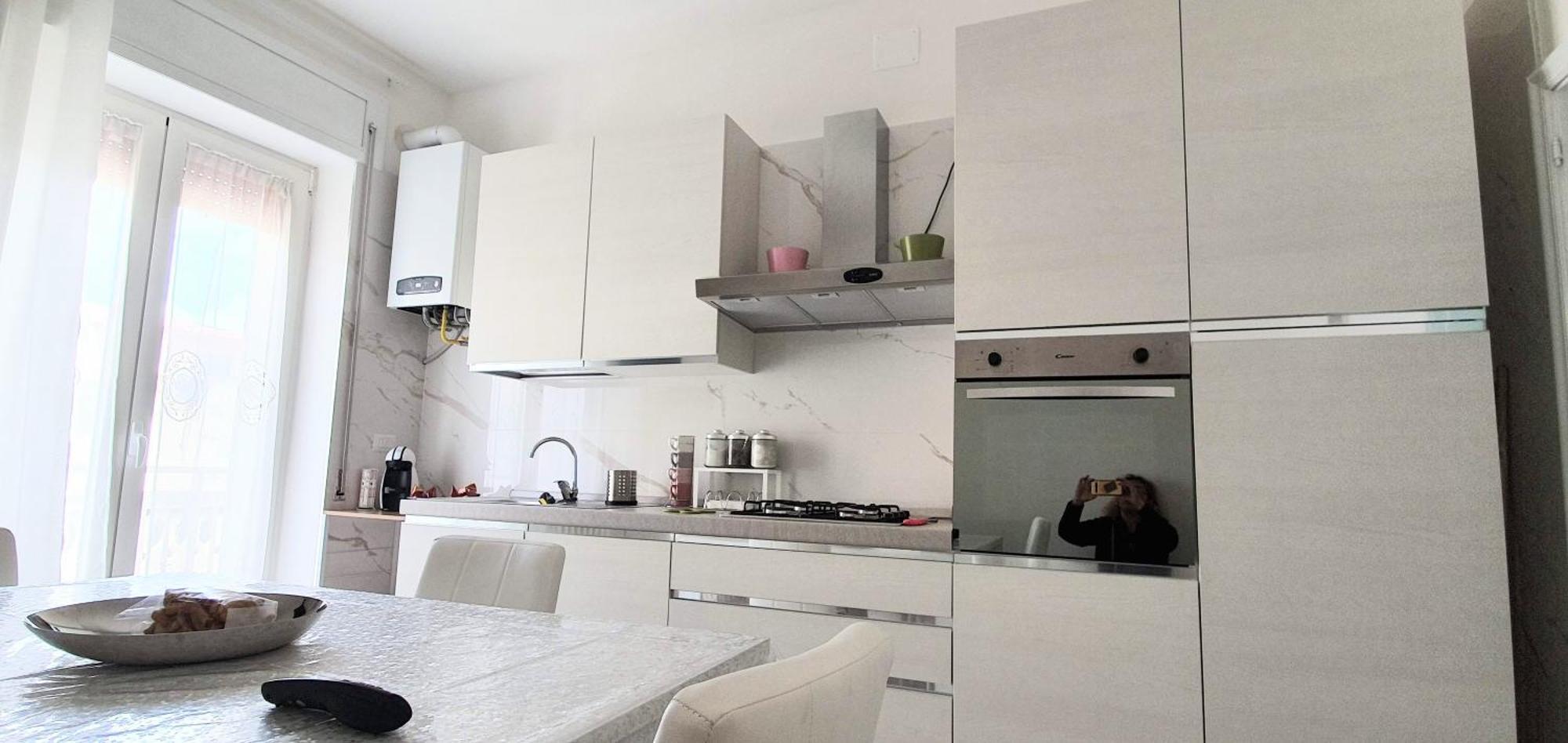 Angela'S Apartment. Elegant Two Bedroom House In Irsina Buitenkant foto