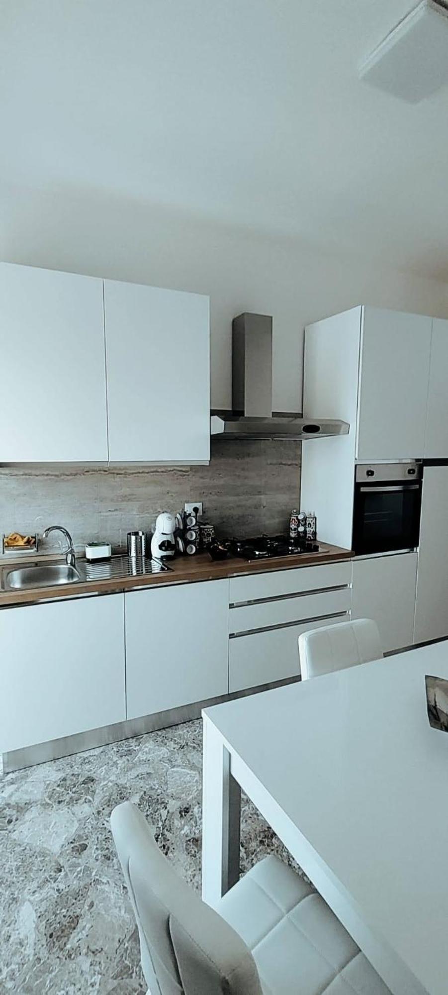 Angela'S Apartment. Elegant Two Bedroom House In Irsina Buitenkant foto